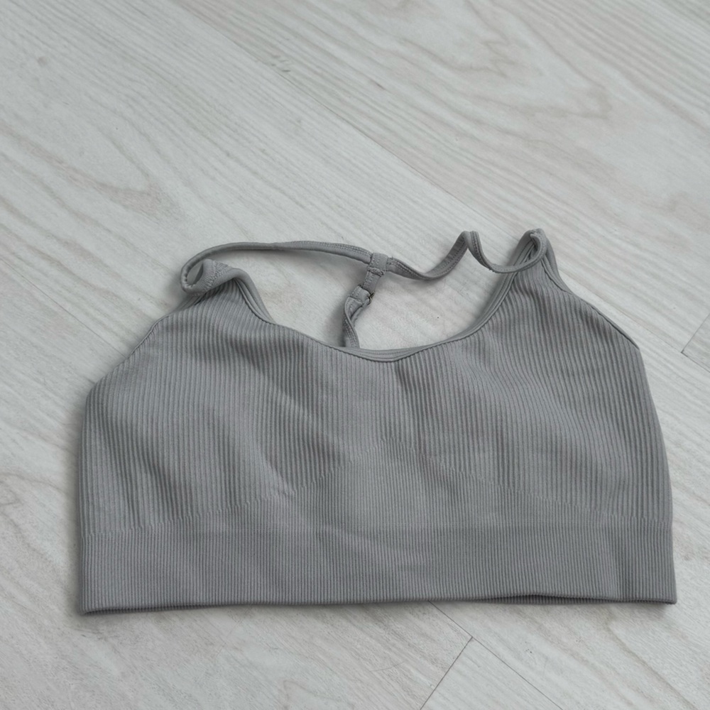BO+TEE GREY RIBBED SPORTS BRA